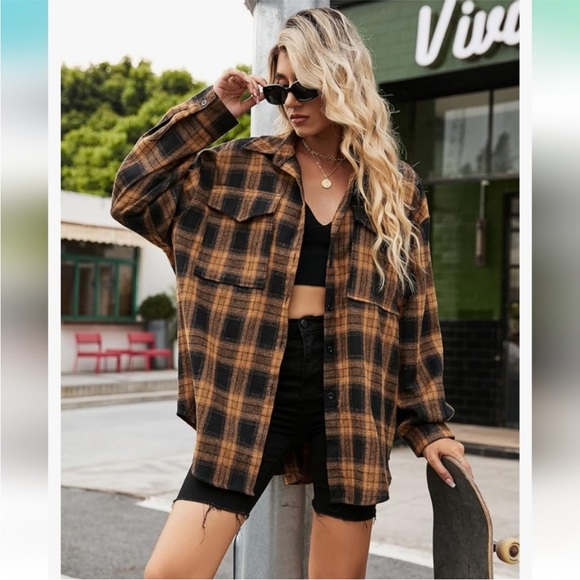 Tops - Plaid flannel